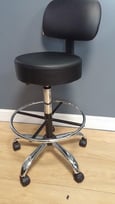 teacher_stool.png